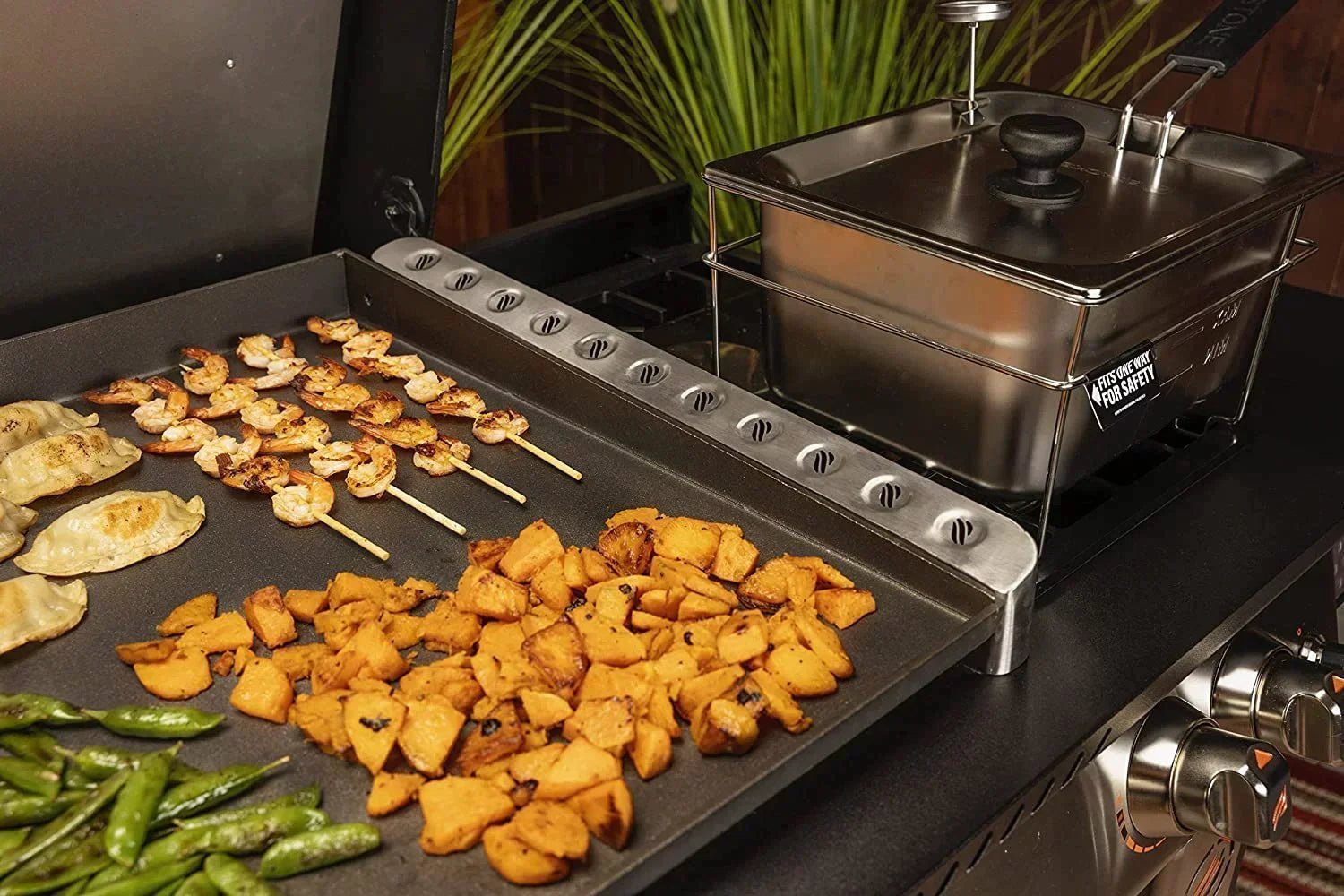 Blackstone Culinary 5 Burner Liquid Propane Outdoor Griddle image 16