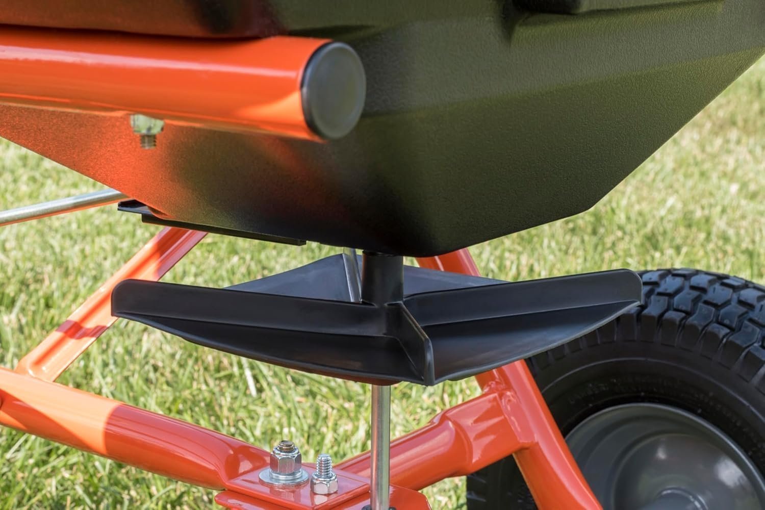 Agri-Fab 45-0543 Tow-Behind 100 lb Lawn & Garden Spiker Seeder Spreader image 10